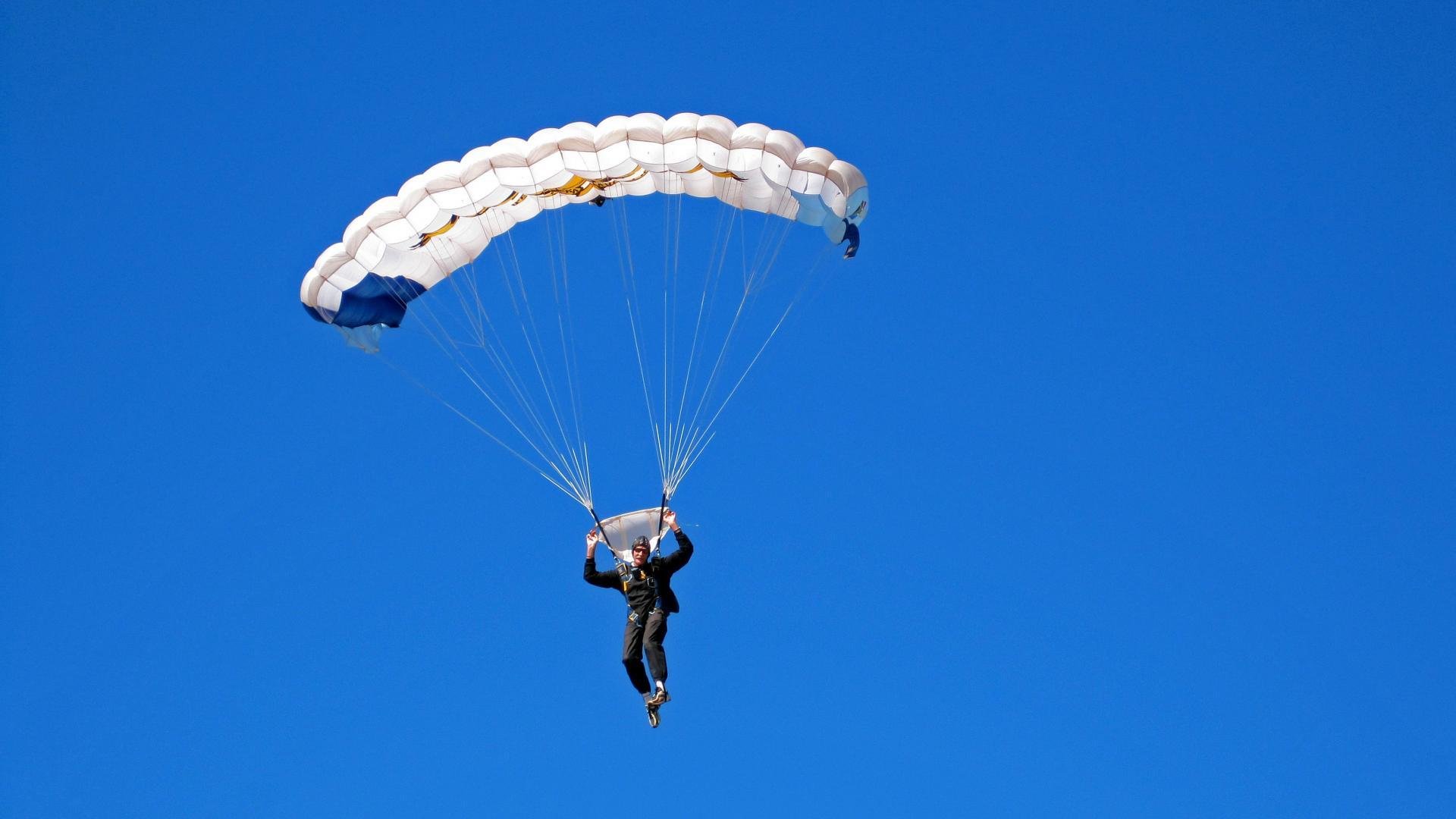开云体育下载-世界杯之夜,塔图姆的统治力如何点燃美加墨篮球狂潮